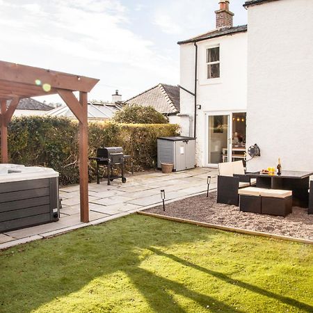 Вилла Stunning Scottish Hot Tub Getaway Гейтхаус-оф-Флит Экстерьер фото