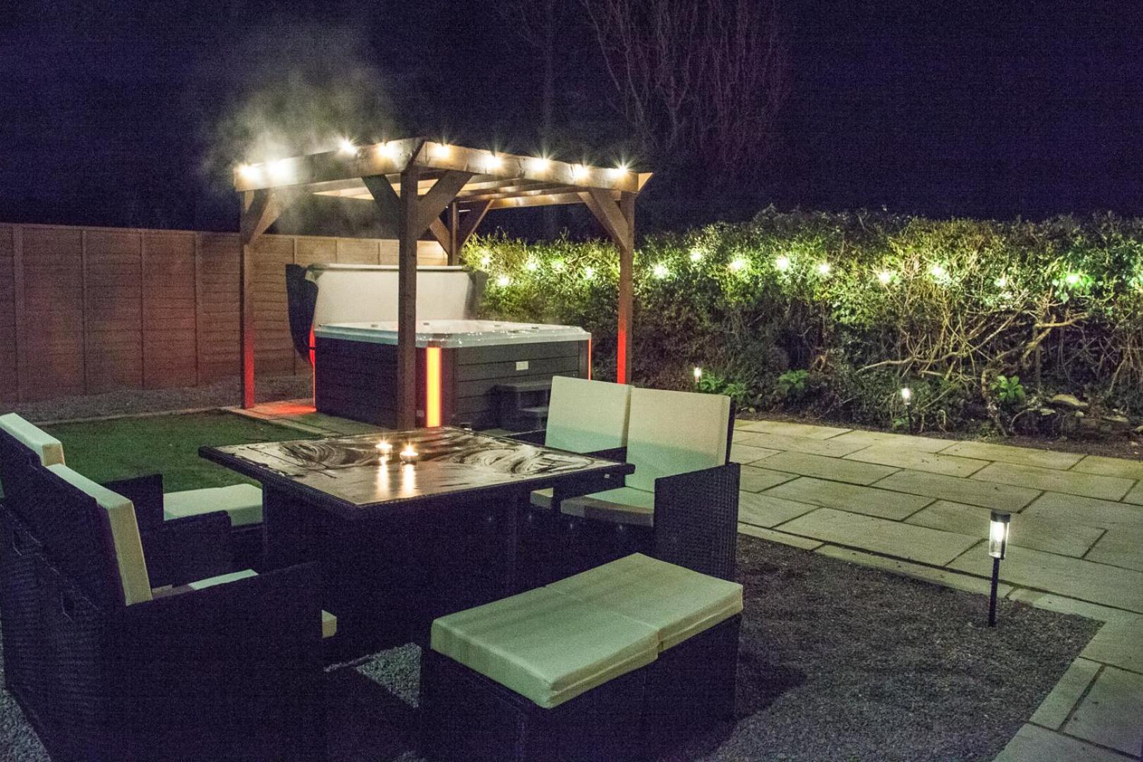 Вилла Stunning Scottish Hot Tub Getaway Гейтхаус-оф-Флит Экстерьер фото
